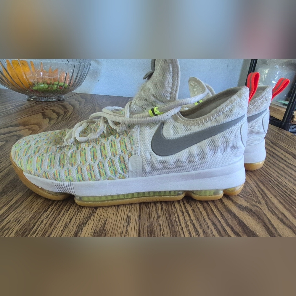 Nike Kids White and Gray Sneakers with Colorful Accents